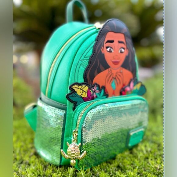 Exclusive: Moana Heart of Te Fiti Sequins Mini Backpack. - Picture 2 of 5
